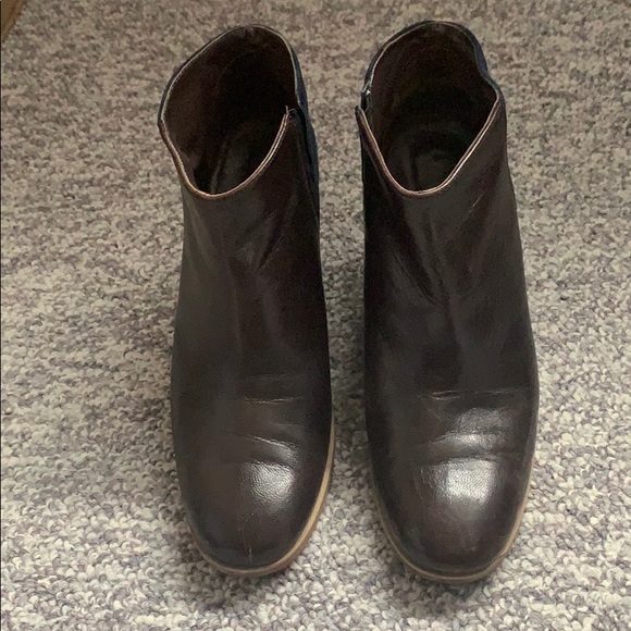 Boots - Picture 1 of 4